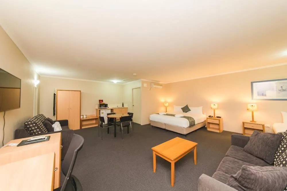 Harbour Sails Motor Inn Gladstone Hotel